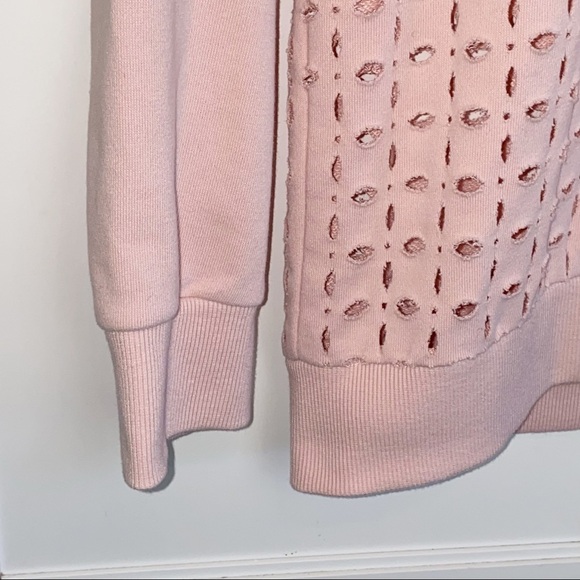 Cable And Gauge | Sweatshirt W/Laser Cutout All Over Z42345 Blush Pink Medium - Picture 6 of 7